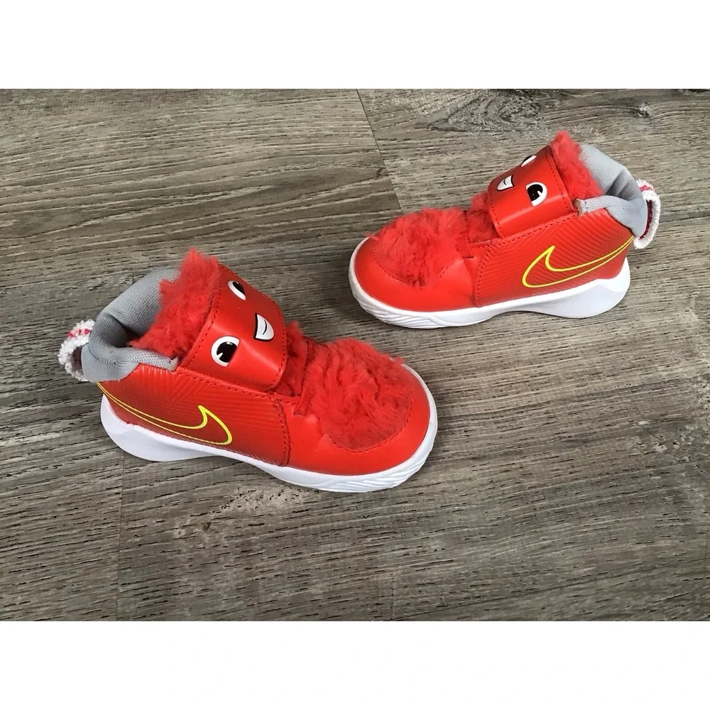 Nike CT4066-600 Team Hustle 9 D LIL Sneaker Toddler Shoes Red Monsters Size 6C